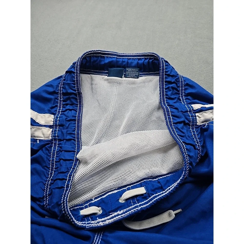Kanu Surf great used